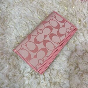 ❌SOLD❌Coach Pink Signature Jacquard Checkbook